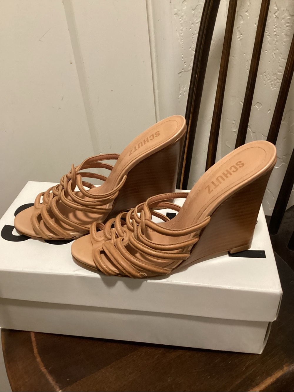 Schutz Octavia Wedge Sandals Women's Woven Strap Open Toe High Heels SZ. 5.5B